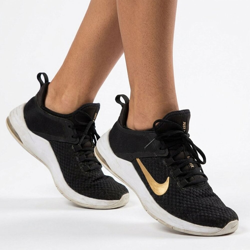 Nike Air Max Bella TR 2 Running Shoes Black Gold Sneakers Trainers Lightweight